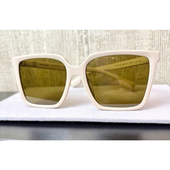 Brand new Burberry BE4411D 3807 Beige Square Sunglasses - Picture 7 of 11